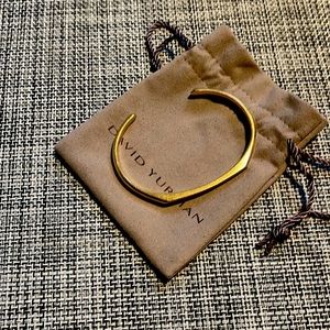 ROMAN CUFF BRACELET IN 18K YELLOW GOLD